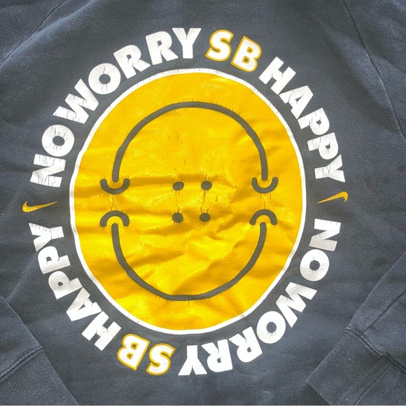 Nike SB Black Hoodie smiley face long sleeve black and yellow - Picture 5 of 7